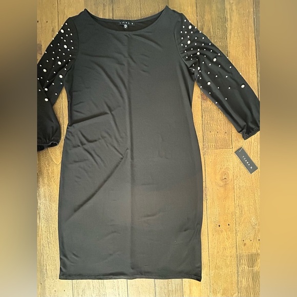 TIANA B Black Cocktail shift Dress with Long Bishop Pearl Sleeves - Picture 5 of 13